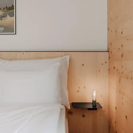 Giferblick Appartement-fewo- Dusche Und Bad- Wc 6-bettwohnung By Interhome