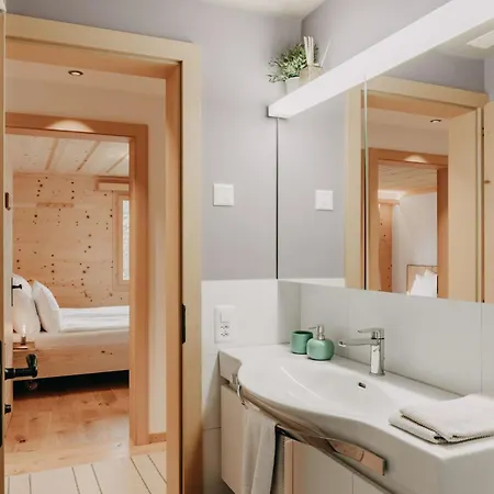 Giferblick Appartement-fewo- Dusche Und Bad- Wc 6-bettwohnung By Interhome شقة *
